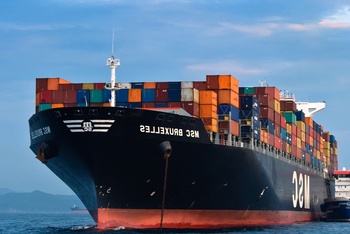 Container shipping to Bendigo