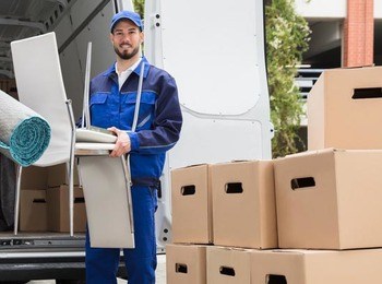 UK to Cairns shipping company